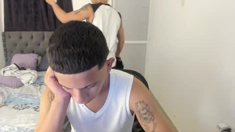 Snapshot of kings_latins chatting on October 16, 5:30 am DOMINANT ALPHA KINGS online show from October 16, 5:30 am