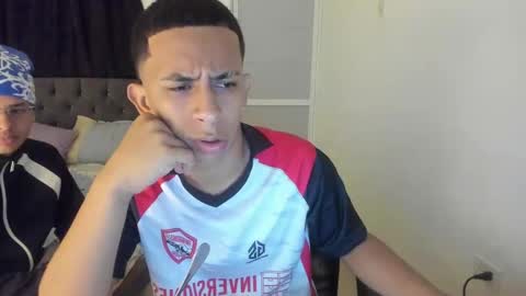 Snapshot of kings_latins chatting on October 30, 5:20 am DOMINANT ALPHA KINGS online show from October 30, 5:20 am