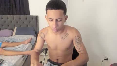 Snapshot of kings_latins chatting on November 7, 6:02 am DOMINANT ALPHA KINGS online show from November 7, 6:02 am