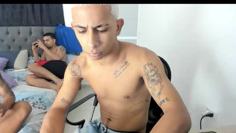 Snapshot of kings_latins chatting on November 15, 6:44 am DOMINANT ALPHA KINGS online show from November 15, 6:44 am