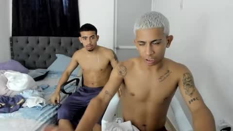 Snapshot of kings_latins chatting on November 20, 9:47 pm DOMINANT ALPHA KINGS online show from November 20, 9:47 pm