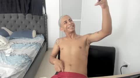 Snapshot of kings_latins chatting on November 23, 7:30 am DOMINANT ALPHA KINGS online show from November 23, 7:30 am