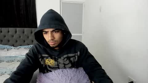 Snapshot of kings_latins chatting on November 29, 8:50 am DOMINANT ALPHA KINGS online show from November 29, 8:50 am