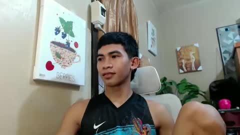 Snapshot of kingscock18 chatting on November 3, 11:33 am ALVIN online show from November 3, 11:33 am