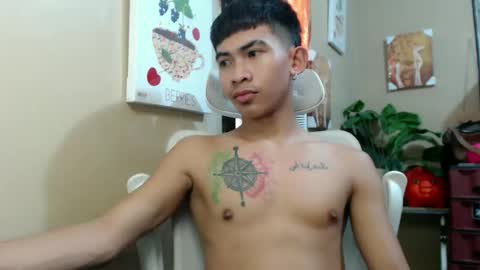 Snapshot of kingscock18 chatting on November 17, 7:47 am ALVIN online show from November 17, 7:47 am