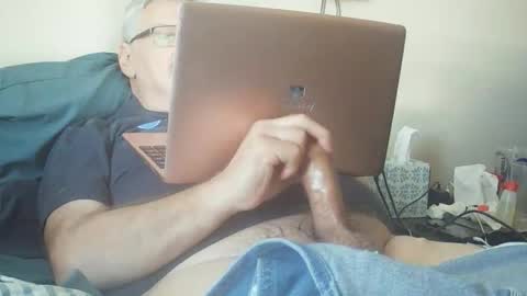 kingtongue10 online show from January 12, 6:35 pm