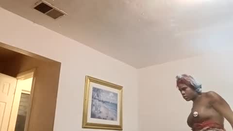 Snapshot of kingzoe1989 chatting on November 18, 10:31 am kingzoe1989 online show from November 18, 10:31 am