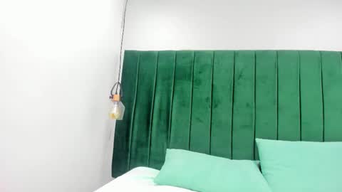 dakota online show from December 19, 1:18 pm