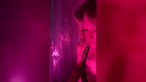 Kinky K80 online show from June 2, 1:57 pm