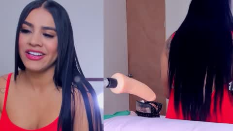 Snapshot of kinky_kylie18 chatting on September 15, 3:28 am Kylie online show from September 15, 3:28 am