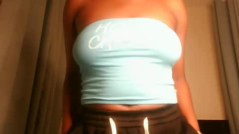 Lola online show from December 16, 12:37 am