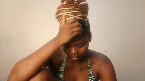 Lola online show from March 23, 10:52 am