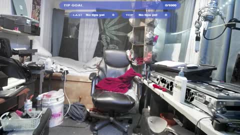 Kinky Cassie online show from December 5, 1:03 am