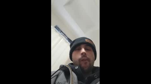 Maysie and Hunter online show from December 6, 8:51 pm