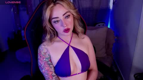  Sara  online show from February 11, 9:20 pm