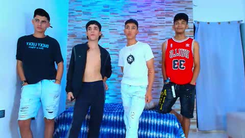 Snapshot of kinkyhousexxx chatting on January 16, 12:58 am kinkyhousexxx online show from January 16, 12:58 am