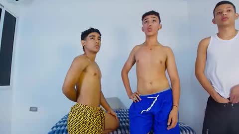 Snapshot of kinkyhousexxx chatting on January 31, 10:30 pm kinkyhousexxx online show from January 31, 10:30 pm