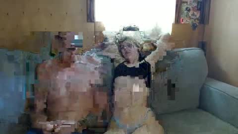 Snapshot of kinkykouple_so chatting on February 1, 7:23 pm kinkykouple_so online show from February 1, 7:23 pm