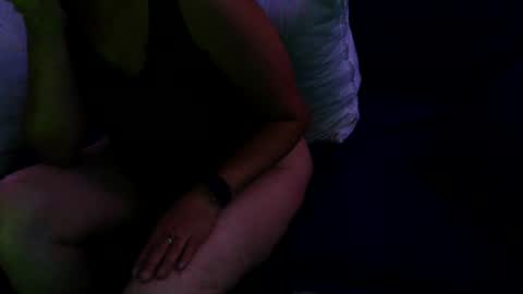 Kinkymilf412420 online show from July 22, 7:33 am