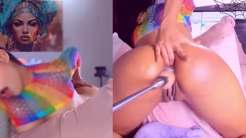 Snapshot of kinkymindy_ chatting on October 24, 8:16 pm Mindy online show from October 24, 8:16 pm