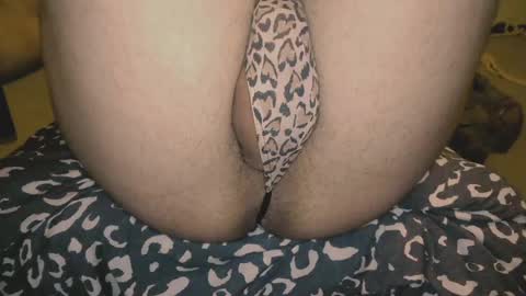 Snapshot of kinkyrisque chatting on May 17, 5:20 pm Xoxxxo online show from May 17, 5:20 pm