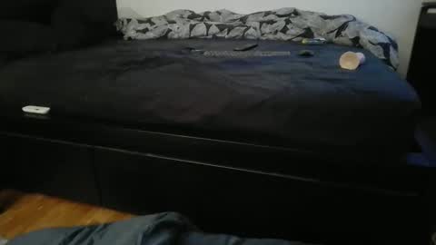 kinkysubmtl online show from November 8, 8:03 am