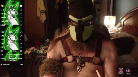 Snapshot of kinkywolf87 chatting on July 7, 7:23 am kinkywolf87 online show from July 7, 7:23 am