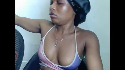 kinkyxxnasty online show from November 23, 8:36 am