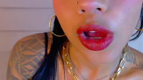 KiO online show from November 9, 3:16 am