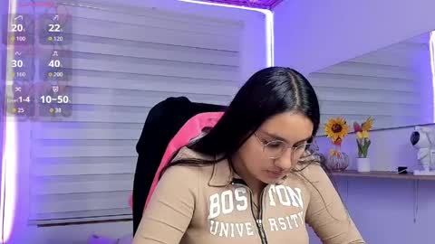 Snapshot of kir_ely chatting on May 11, 7:11 pm kir_ely online show from May 11, 7:11 pm