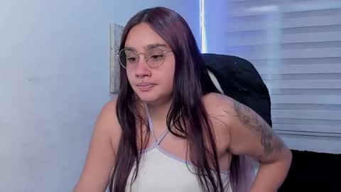Snapshot of kir_ely chatting on July 8, 6:56 pm kir_ely online show from July 8, 6:56 pm