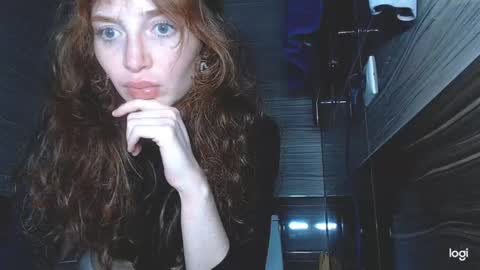 Snapshot of kira_foxy_ chatting on March 2, 12:54 pm Kira online show from March 2, 12:54 pm