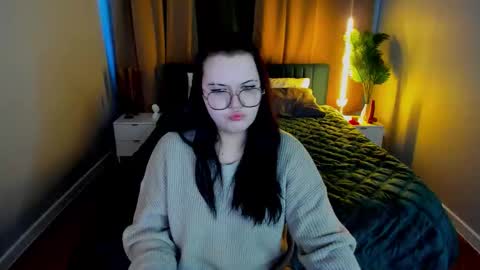 Snapshot of kira_g0ld chatting on March 4, 1:22 am kira online show from March 4, 1:22 am