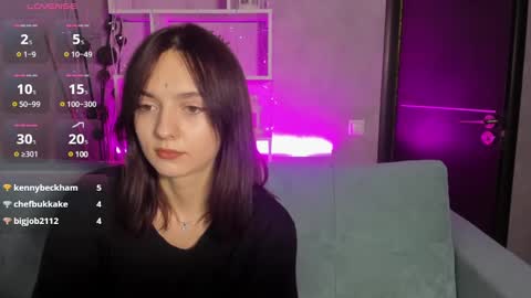 Snapshot of kira_kelly chatting on January 7, 11:26 am Kira GMT2 Mon 3-9 AM Tue 3-9 AM Wed 3-9 AM Sat 3-9 AM Sun 3-9 AM. online show from January 7, 11:26 am