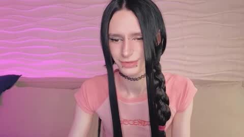 Snapshot of kira_long chatting on February 28, 6:14 am MADI online show from February 28, 6:14 am