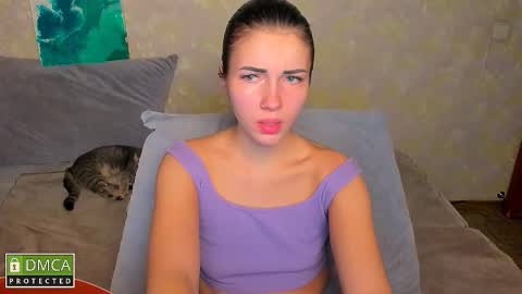 Snapshot of kira_moon_1 chatting on November 2, 6:54 pm Kira online show from November 2, 6:54 pm