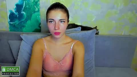 Snapshot of kira_moon_1 chatting on November 21, 7:34 pm Kira online show from November 21, 7:34 pm