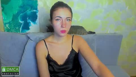 Snapshot of kira_moon_1 chatting on December 14, 6:45 pm Kira online show from December 14, 6:45 pm