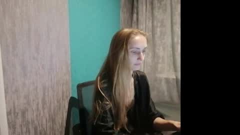 kira_morekiss online show from November 20, 7:02 pm