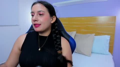 Snapshot of kira_relish chatting on May 26, 1:56 am K I R A online show from May 26, 1:56 am