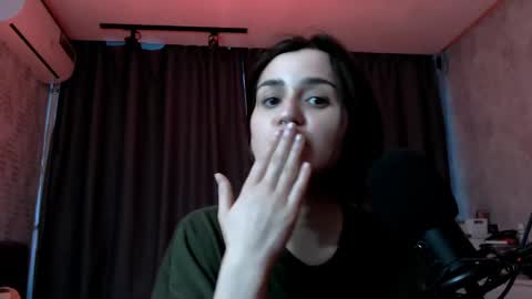Kira  follow me  online show from May 16, 1:13 am