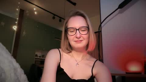 KiraFatex online show from December 21, 7:32 pm