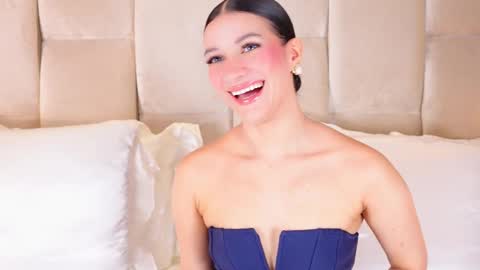 kira online show from October 15, 1:39 am