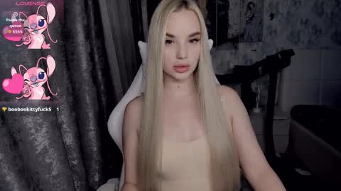 kirakrox online show from November 25, 10:10 pm