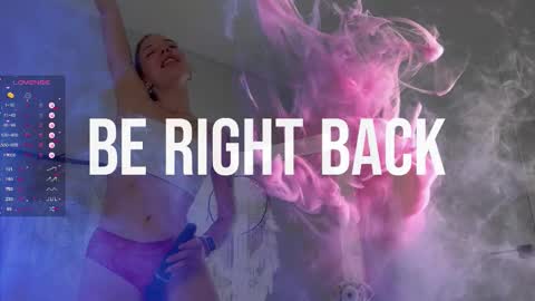 Snapshot of kiralotus chatting on February 20, 6:48 am little vampire online show from February 20, 6:48 am