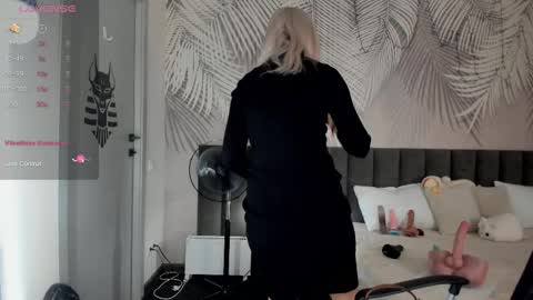 Kira online show from March 3, 2:07 am