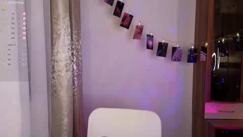 Kira cute online show from October 21, 6:19 pm