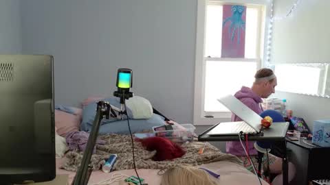 Onya online show from February 22, 6:19 pm