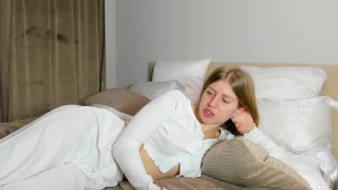 Kira online show from November 24, 5:23 pm