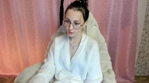 Snapshot of kiskisw chatting on October 11, 5:55 pm Asty online show from October 11, 5:55 pm